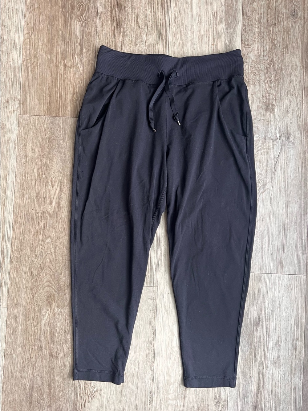 Lululemon jogger pants